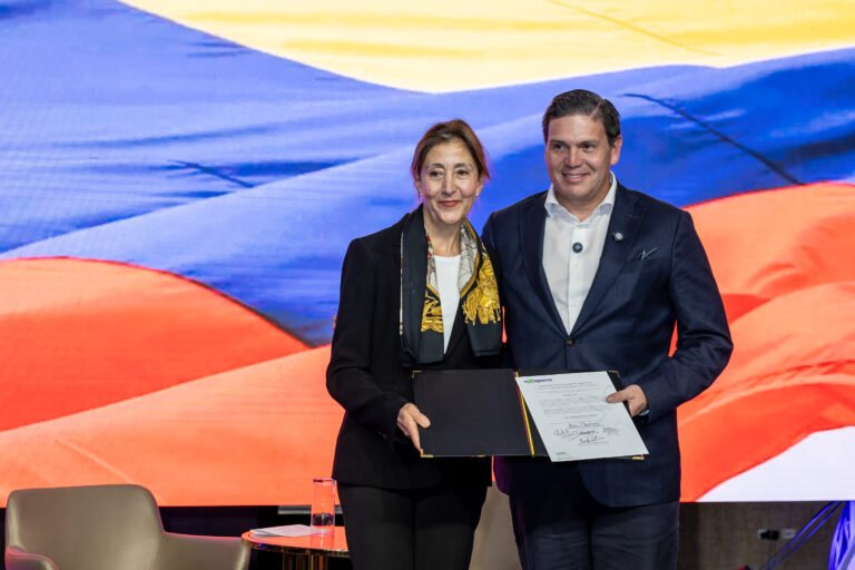 Partido Oxígeno proclama a Juan Carlos Pinzón como su candidato presidencial